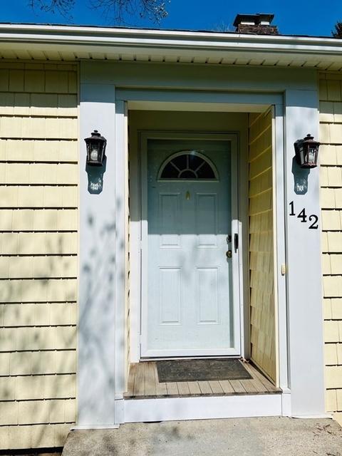 142 State St, Amherst, MA 01002 photo 3