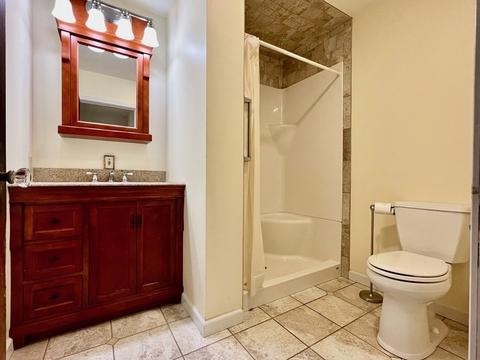 142 State St, Amherst, MA 01002 photo 16