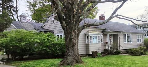 31 Milton St, Fall River, MA 02720 photo 2
