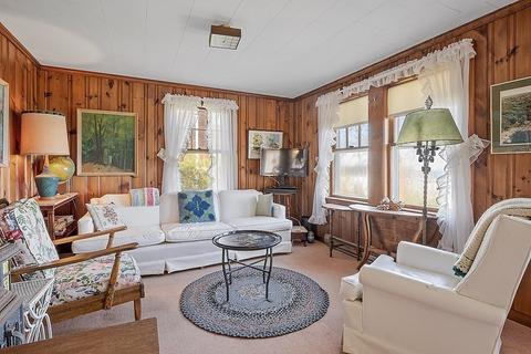37 Coggeshall Rd, Gloucester, MA 01930 photo 4