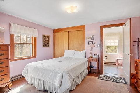 37 Coggeshall Rd, Gloucester, MA 01930 photo 17