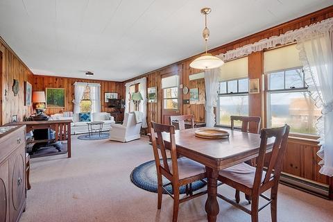 37 Coggeshall Rd, Gloucester, MA 01930 photo 7