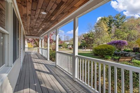 3 White Pine Dr, Georgetown, MA 01833 photo 4