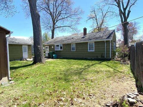 136 Stebbins St, Chicopee, MA 01020 photo 5