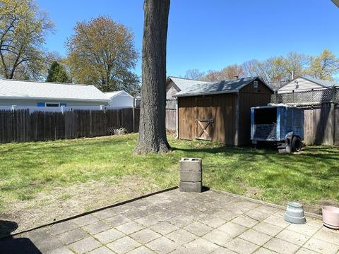 136 Stebbins St, Chicopee, MA 01020 photo 4