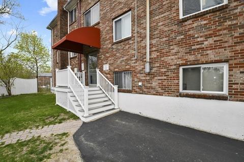 52 Purchase St #C8, Danvers, MA 01923 photo 12