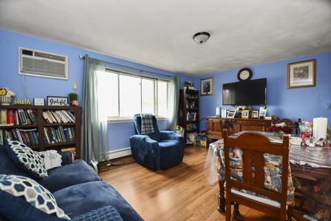 52 Purchase St #C8, Danvers, MA 01923 photo 3