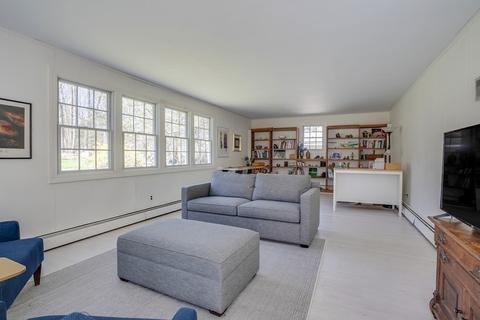 54 Massachusetts Ave, Harvard, MA 01451 photo 5