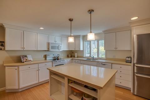 54 Massachusetts Ave, Harvard, MA 01451 photo 4