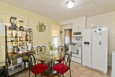 74 Massachusetts Ave, Springfield, MA 01109 photo 15
