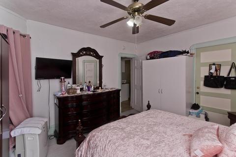 74 Massachusetts Ave, Springfield, MA 01109 photo 10