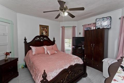 74 Massachusetts Ave, Springfield, MA 01109 photo 9