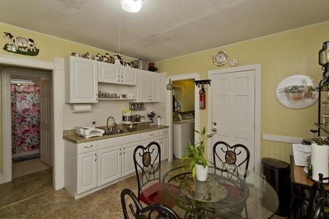 74 Massachusetts Ave, Springfield, MA 01109 photo 17