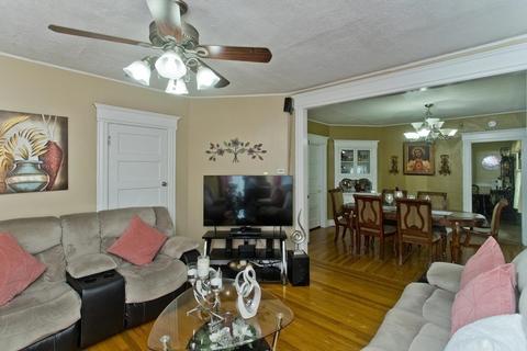 74 Massachusetts Ave, Springfield, MA 01109 photo 6