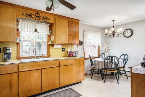 9 Keddy St, Easthampton, MA 01027 photo 13