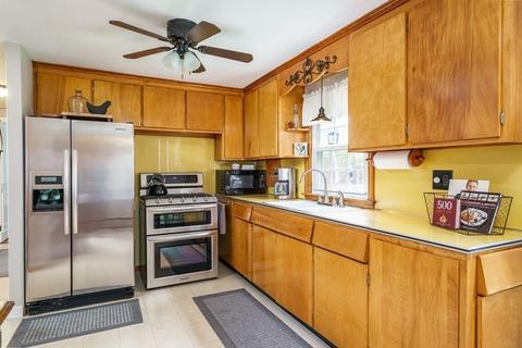 9 Keddy St, Easthampton, MA 01027 photo 11