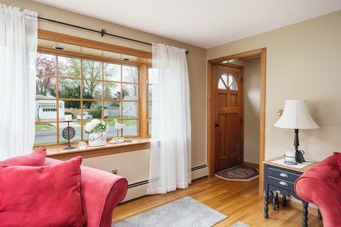 9 Keddy St, Easthampton, MA 01027 photo 10