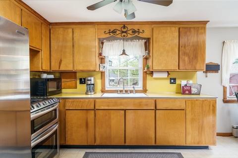 9 Keddy St, Easthampton, MA 01027 photo 12