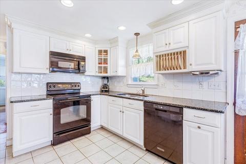 10 Bulow Rd, Hingham, MA 02043 photo 2