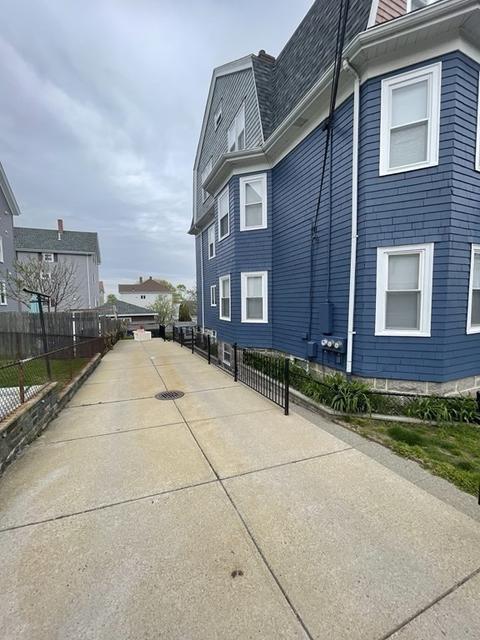 966 High St, Fall River, MA 02720 photo 5