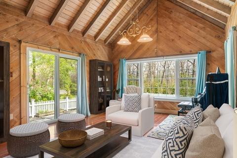 445 Greendale Ave, Needham, MA 02492 photo 4