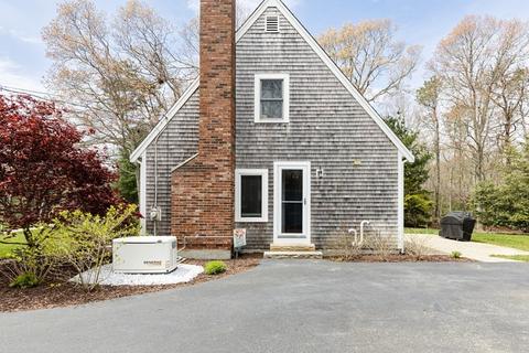 68 Seans Cir, Barnstable, MA 02632 photo 7