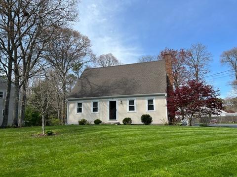 68 Seans Cir, Barnstable, MA 02632 photo 1