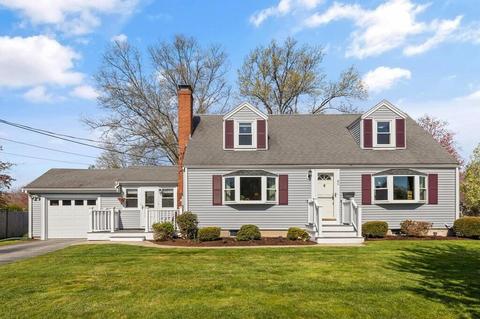 80 Eunice Cir, Wakefield, MA 01880 photo 1