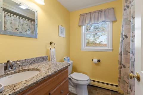 80 Eunice Cir, Wakefield, MA 01880 photo 24