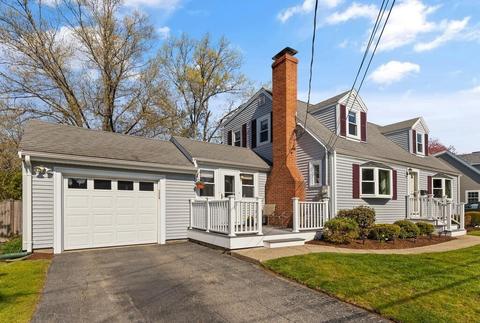 80 Eunice Cir, Wakefield, MA 01880 photo 4