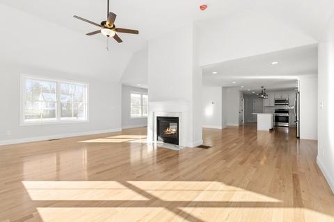 4 Barry Way, Georgetown, MA 01833 photo 7