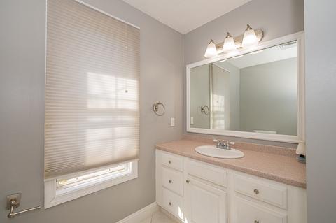 203 Norfolk St, Worcester, MA 01604 photo 33
