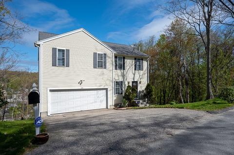 203 Norfolk St, Worcester, MA 01604 photo 3