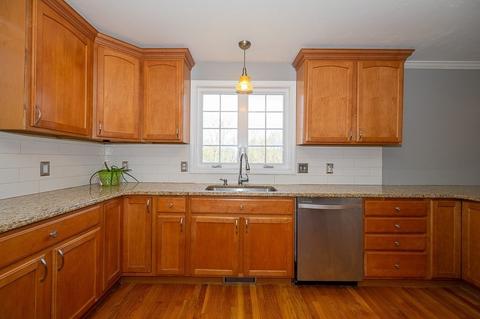 203 Norfolk St, Worcester, MA 01604 photo 12