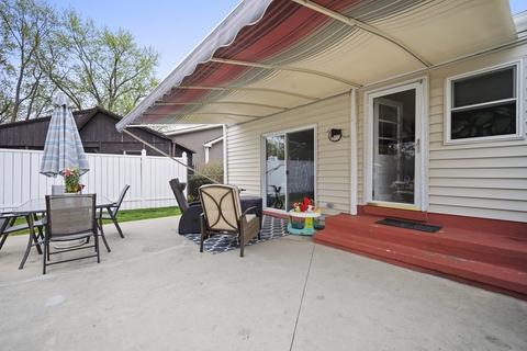 82 Wallace Ave, Chicopee, MA 01020 photo 7