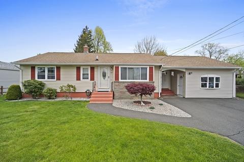 82 Wallace Ave, Chicopee, MA 01020 photo 1