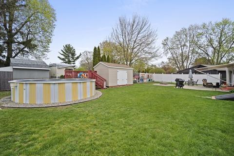 82 Wallace Ave, Chicopee, MA 01020 photo 11