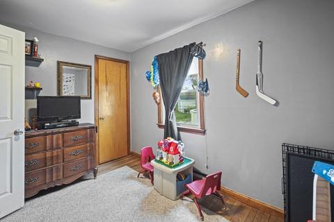 82 Wallace Ave, Chicopee, MA 01020 photo 27