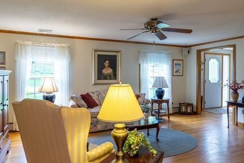 24 Westview Ter, Easthampton, MA 01027 photo 4