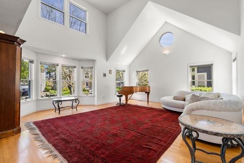 62 Lynn Rd, Needham, MA 02494 photo 2