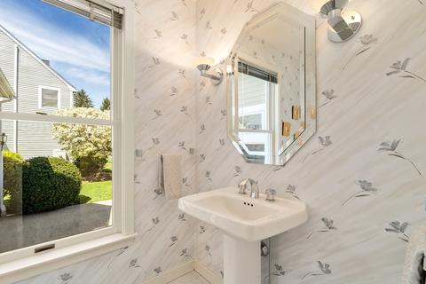 62 Lynn Rd, Needham, MA 02494 photo 6