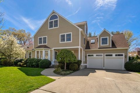 62 Lynn Rd, Needham, MA 02494 photo 1