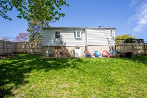 16 Bates Park Ave, Beverly, MA 01915 photo 21