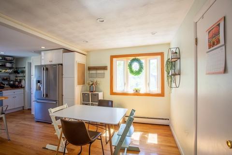 16 Bates Park Ave, Beverly, MA 01915 photo 12