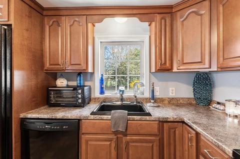70 Bourbeau St, Chicopee, MA 01020 photo 8