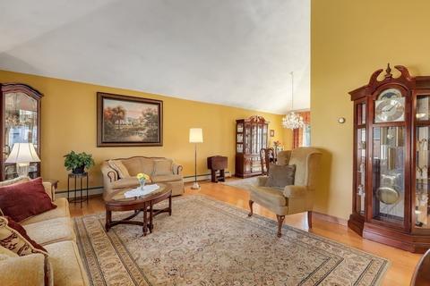 16 Landers Rd, Stoneham, MA 02180 photo 5
