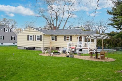 12 Greenridge Rd, Dracut, MA 01826 photo 9