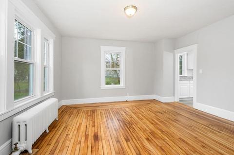 794 School St, Webster, MA 01570 photo 9