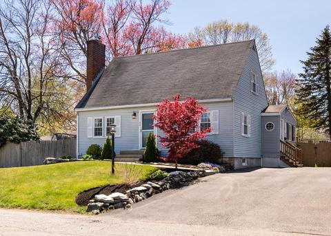 24 Lincoln St, Maynard, MA 01754 photo 1