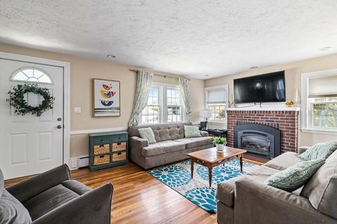 24 Lincoln St, Maynard, MA 01754 photo 6